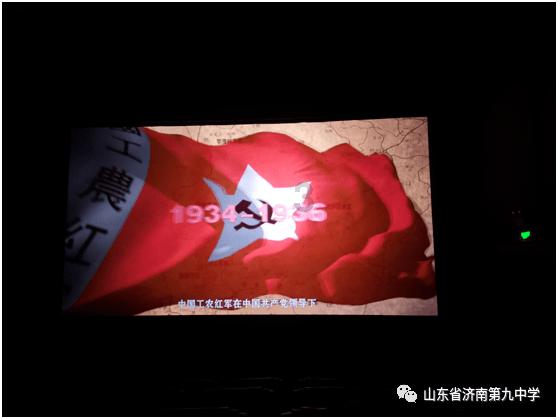 他是最穷“影帝”，长达10年，年收入不足2万，如今怎样？游戏画面