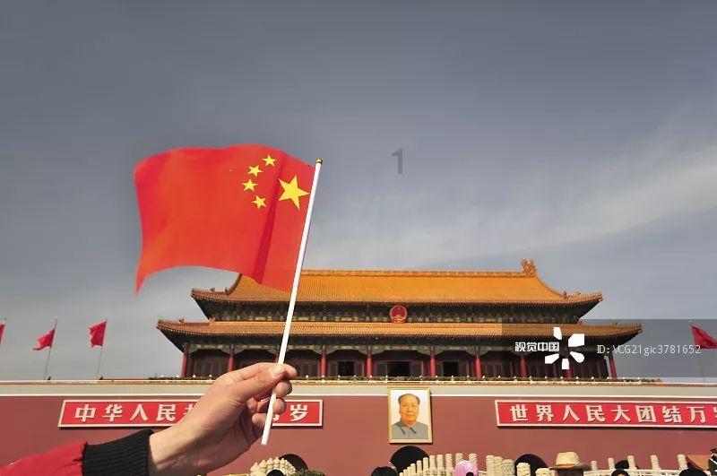 琼斯三双带领深圳男篮逆转新疆，顾全贡献22分